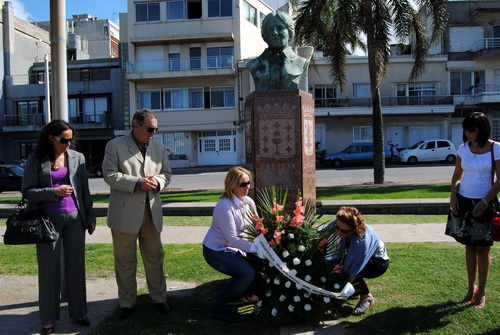 Acto en plaza Galicia «día de la mujer»