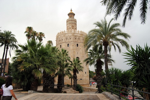 Leyendas de la torre del oro y La Giralda en Sevilla  Video
