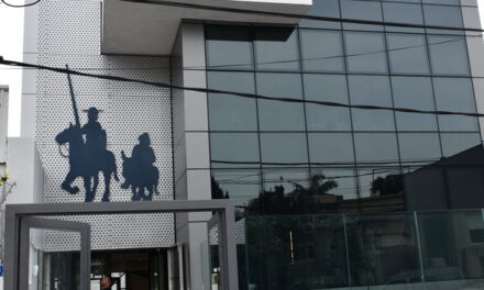 Firma entre el Ministerio de Educación de España y el Colegio Español Cervantes de Montevideo
