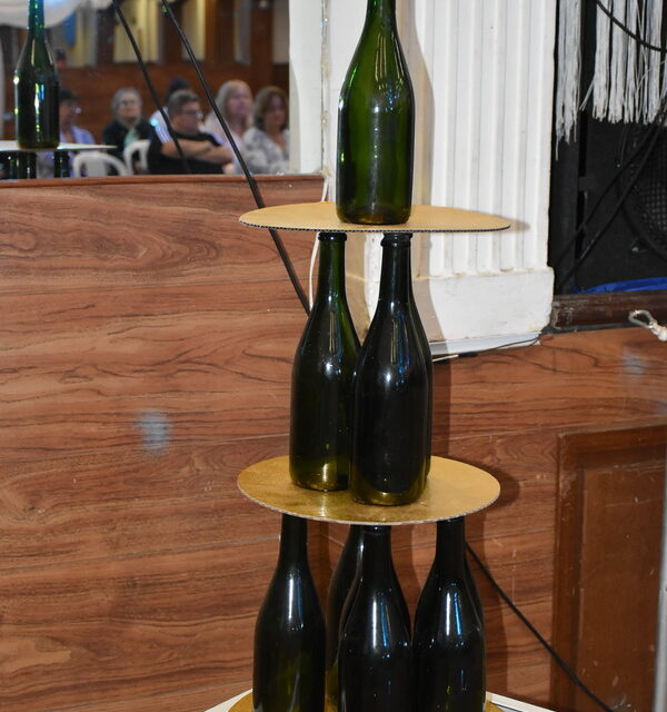 Celebración de las letras asturianas en Centro asturiano Casa de Asturias de Montevideo – Video grupo Les Madreñes