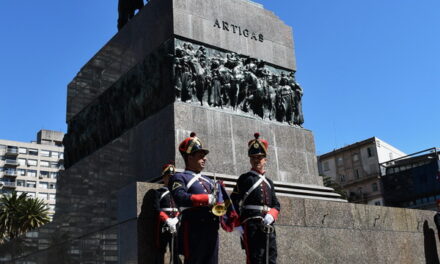 Ofrendas florales por motivo de la Fiesta Nacional de España – VIDEO