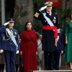 La Familia Real al completo preside el desfile del Día del 12-O, con abucheos a Sánchez y notables ausencias