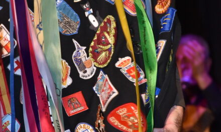 Llegaron , actuaron y nos divirtieron en el centro gallego de Montevideo. Son un grupo de tunantes veteranos que vienen de A Coruña.