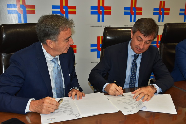 Importante convenio entre el Consulado de España en Uruguay y la mutualista Asociación Española